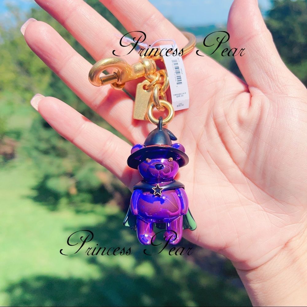 COACH bear Limited Edition Halloween Witch Bear Bag Charm - Picture 5 of 6